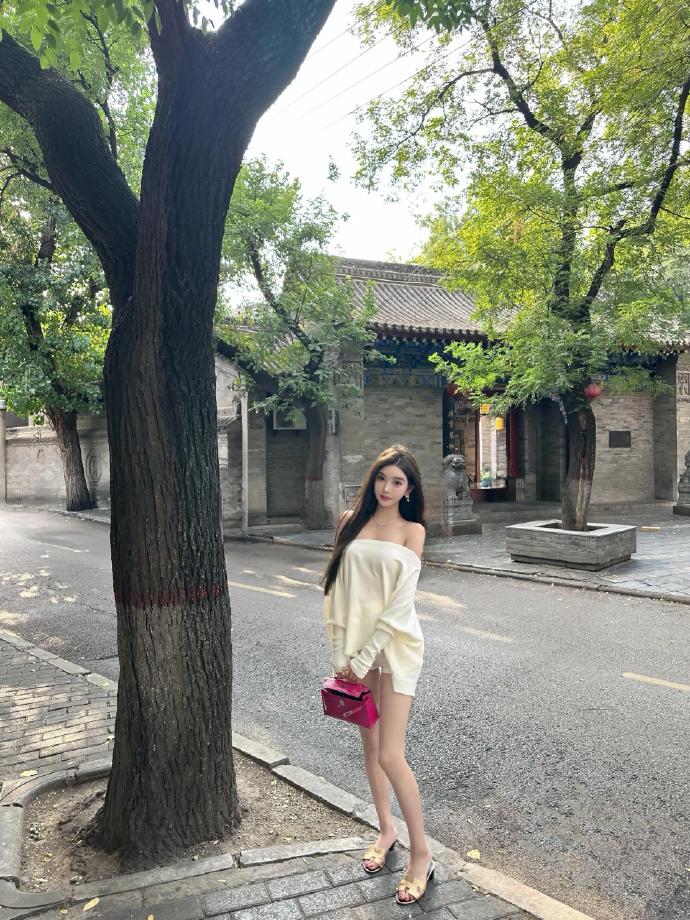 王柏莹 头像配图